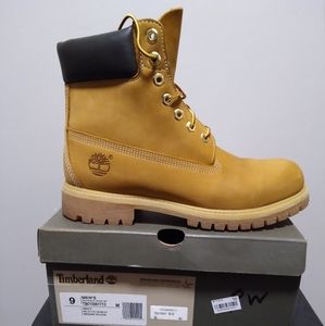 *SOLD* Men's Timberland Boots